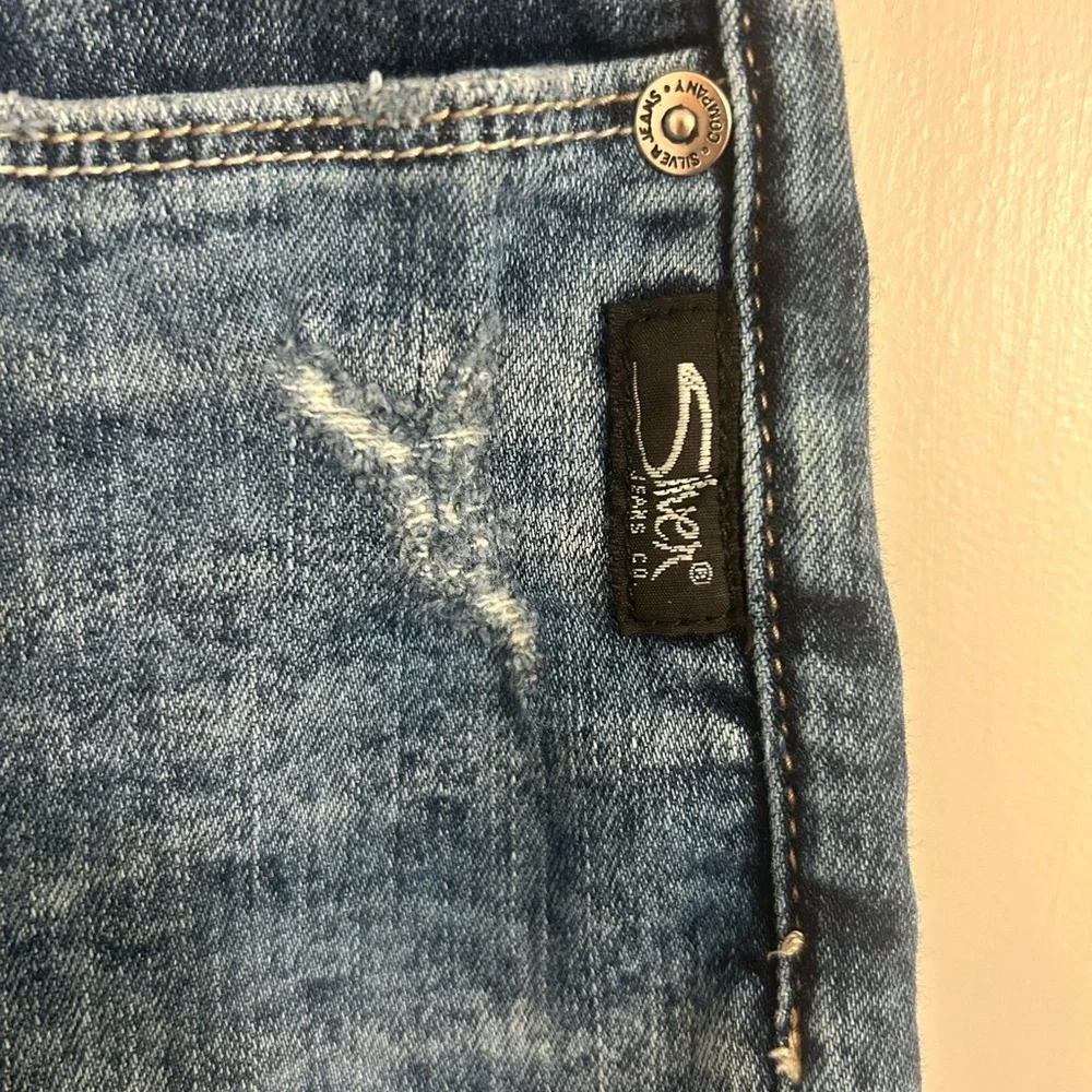 Silver Jeans Dark Blue Denim Shorts - Picture 2 of 7